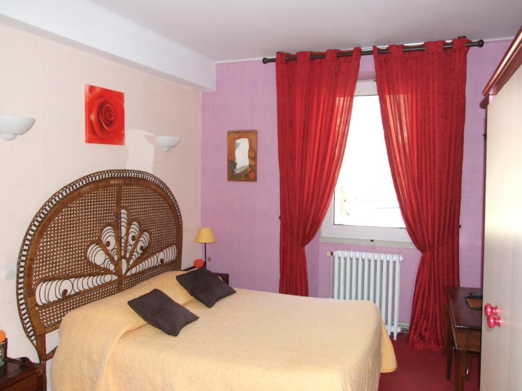 Hotel Du Val D'Aure Cadéac Habitación foto